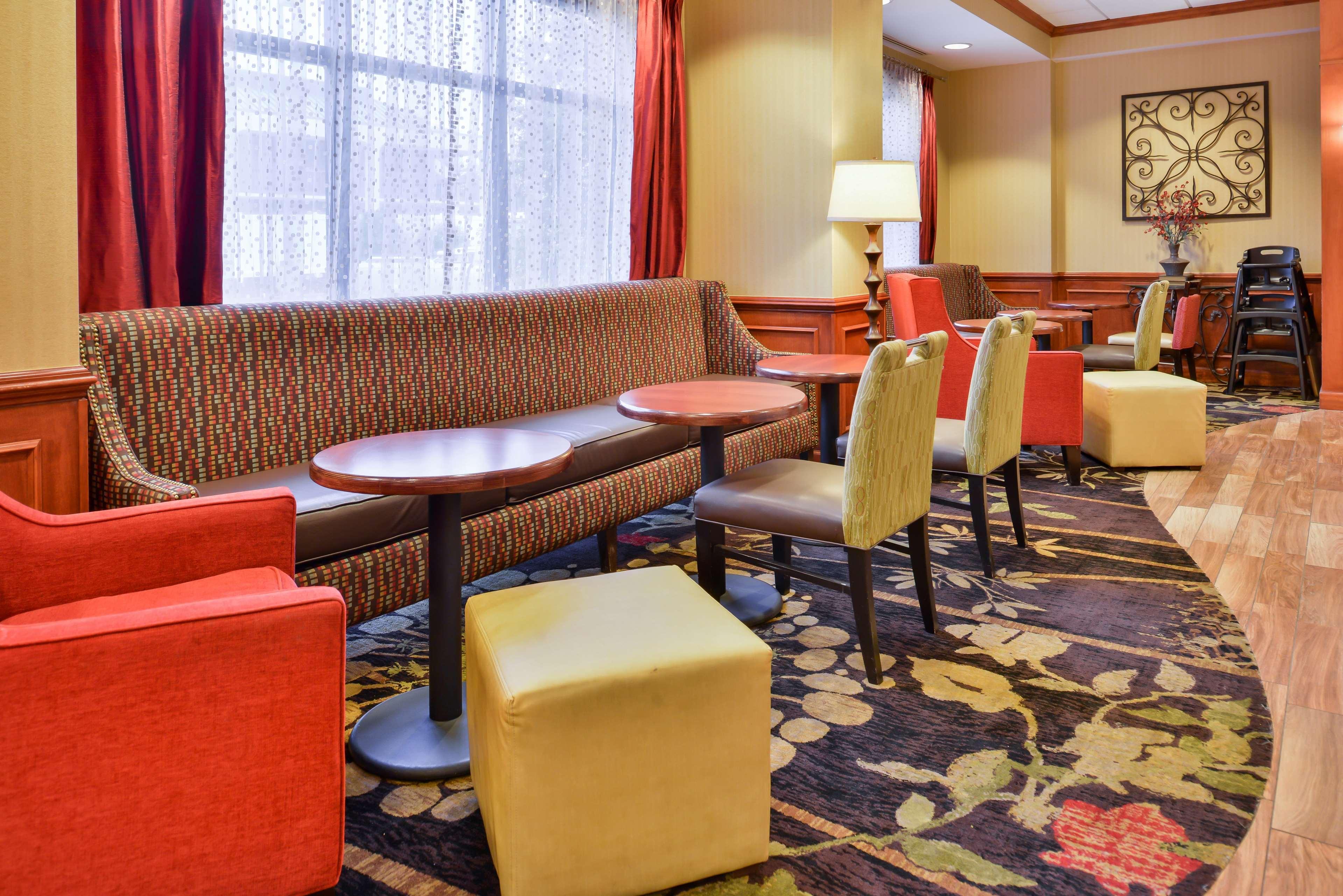 Hampton Inn Emporia Eksteriør bilde