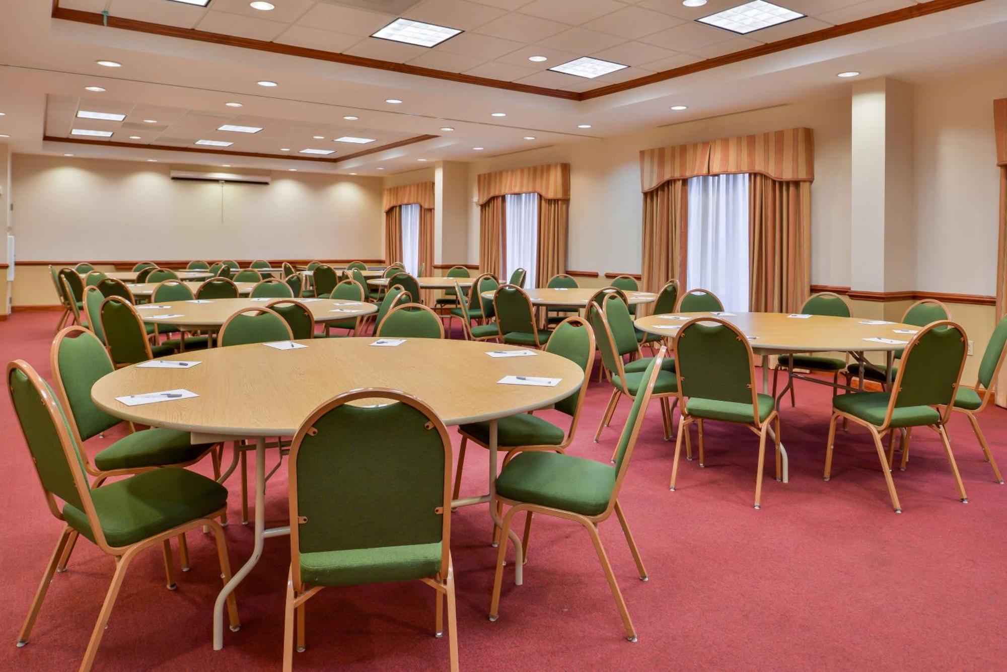 Hampton Inn Emporia Eksteriør bilde